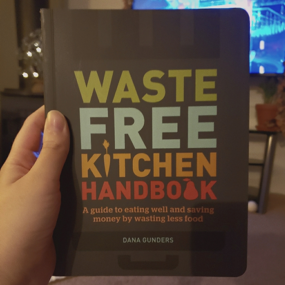 Waste Free Kitchen Handbook 🍒🫑🥬🌱